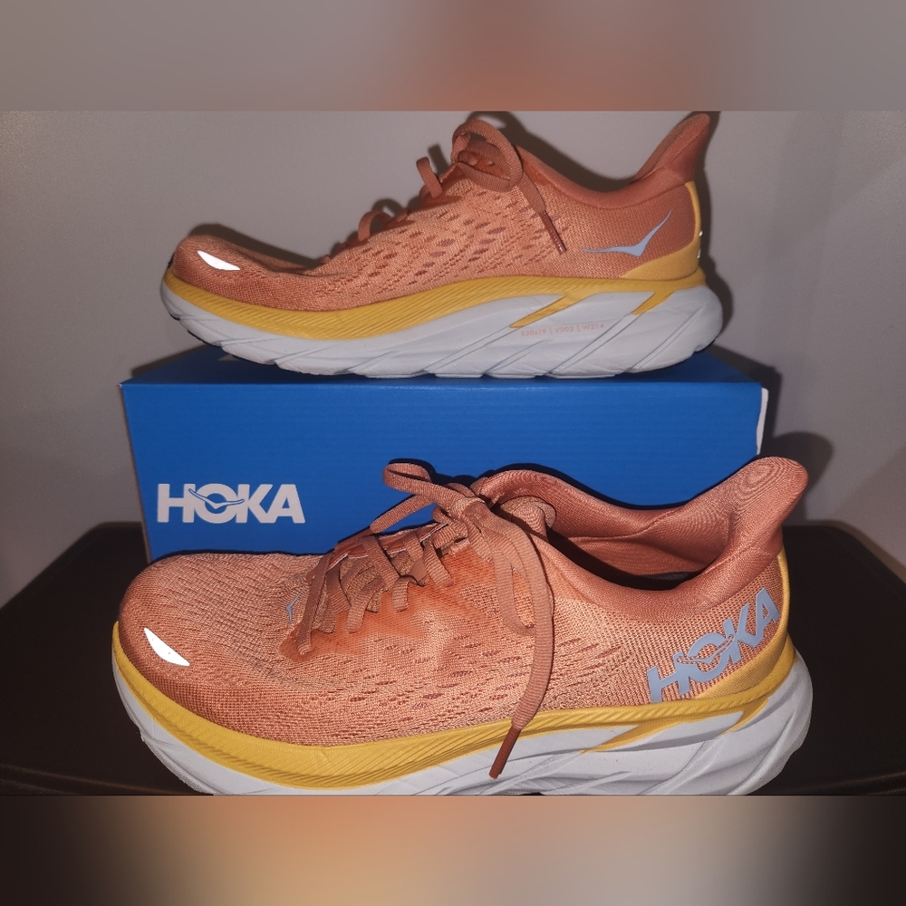 Women's Orange Peach Hoka Clifton 8 Athletic Running Shoes Sneakers Size 8B - Picture 8 of 11
